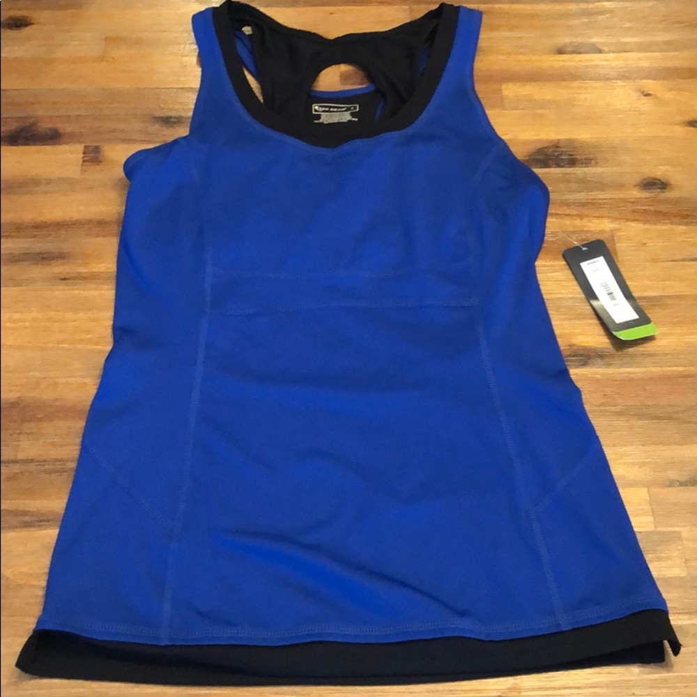 NWT Tek Gear Tank Top w/ Built-in Bra